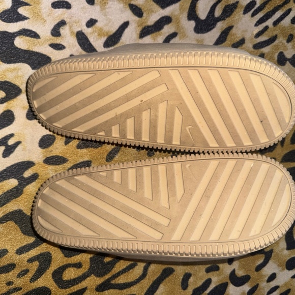 Nike Calm Slides Khaki Size M 12 / W 13 main image 3
